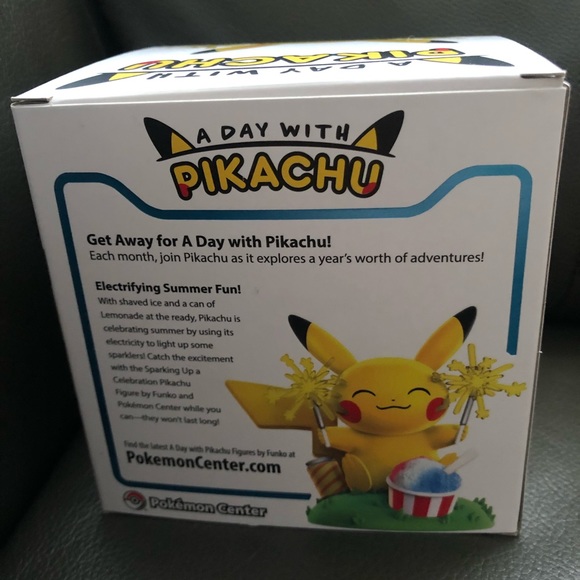 Funko A Day with Pikachu Sparking Up A Celebration - Picture 6 of 7